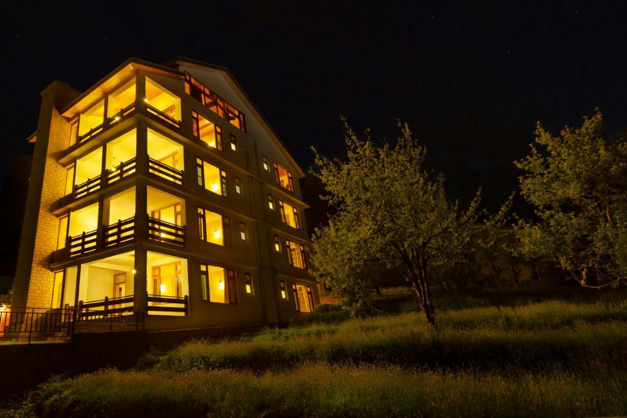 Hotel Delfryn Маналі Екстер'єр фото
